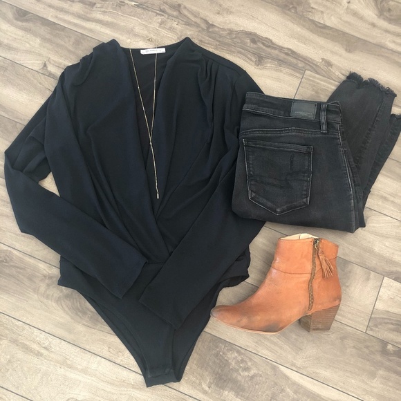 Zara V-Neck Body Suit - Picture 5 of 7